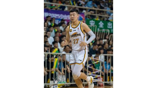 爱游戏中国体育关于里程碑夜！那不勒斯远射贴柱，CBA常规赛今晚刷纪录，质疑声仍在，更衣室氛围转暖的信息